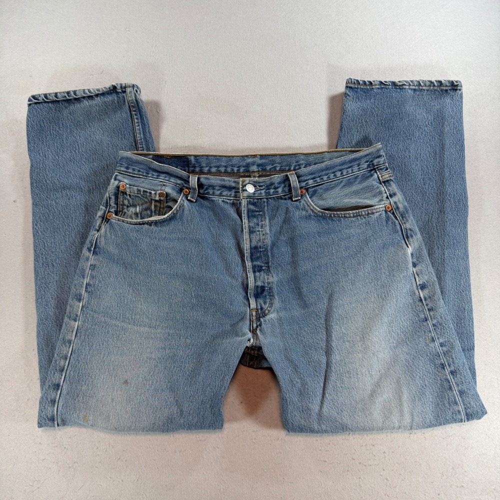 Vintage Levi's 501 Men's Jeans 38x32 Made USA Straight Button Fly Distressed